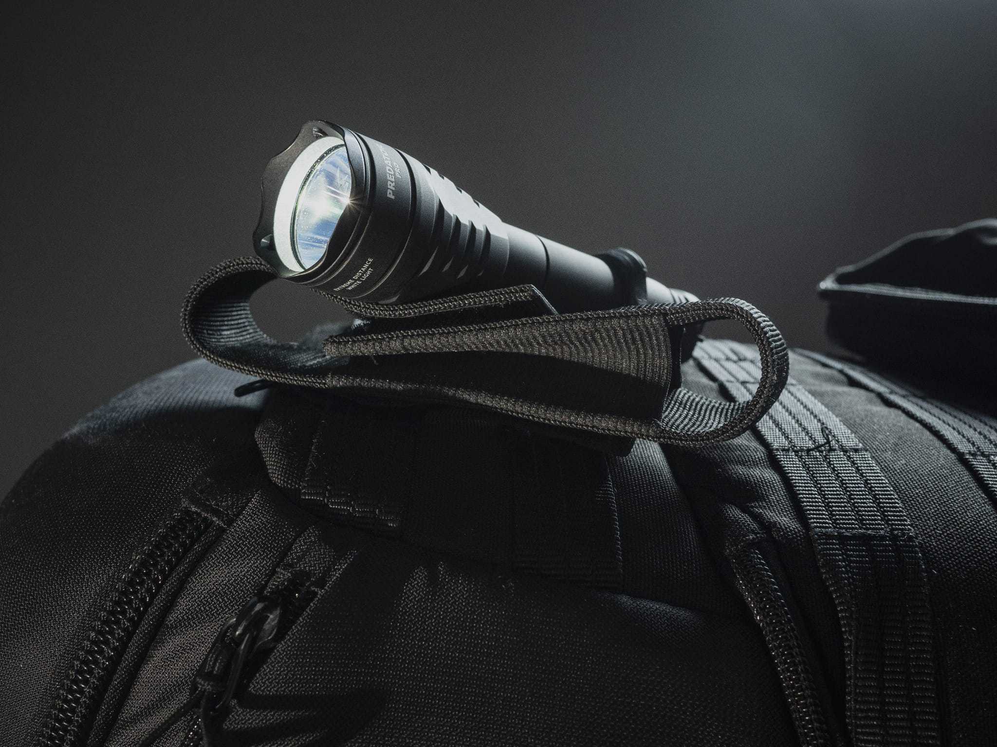 Latarka taktyczna Armytek Predator Pro v3.5 USB - Extended Set