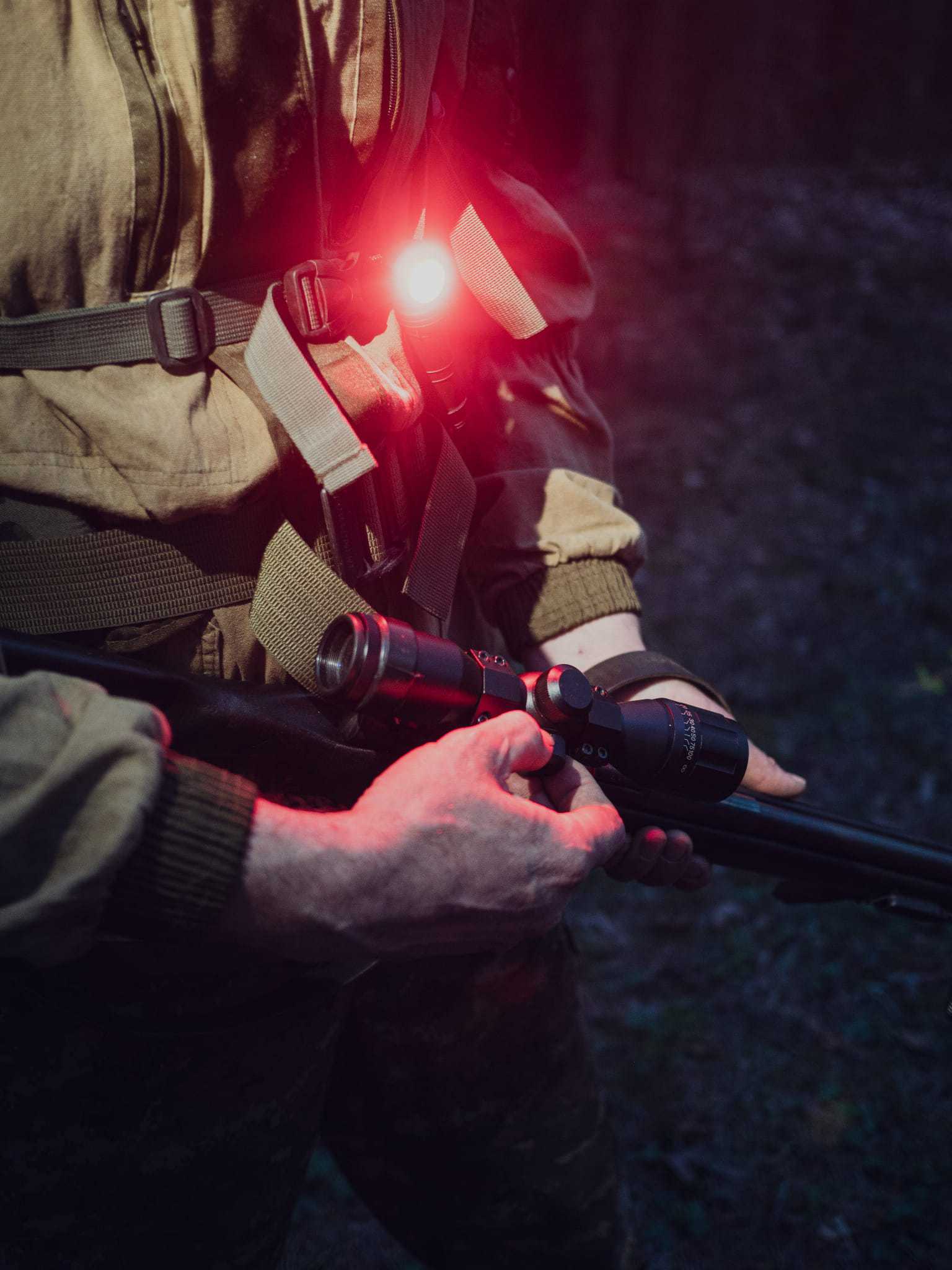 Latarka czołowa Armytek Wizard C2 WR USB - warm