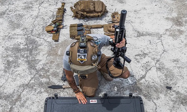 tactical-group-max-cases-min.jpg