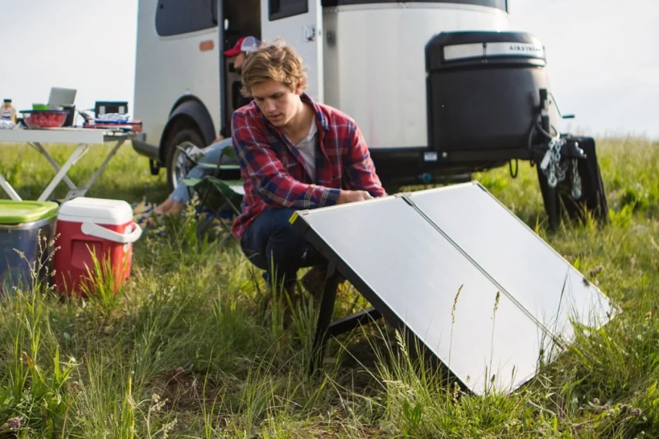 Składany panel solarny Goal Zero Boulder 100 BriefCase