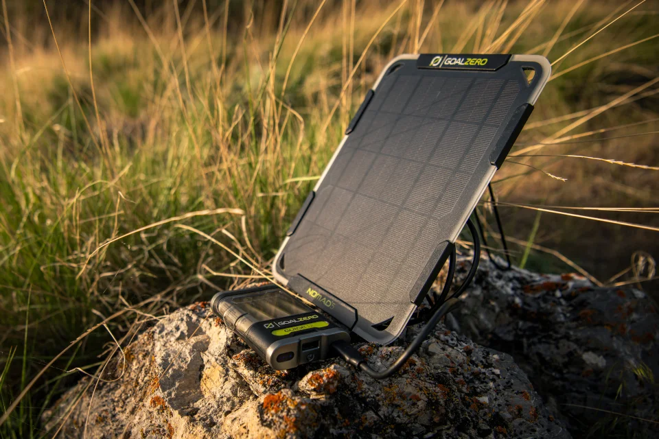 Zestaw solarny Nomad 5 z Guide 12 Plus