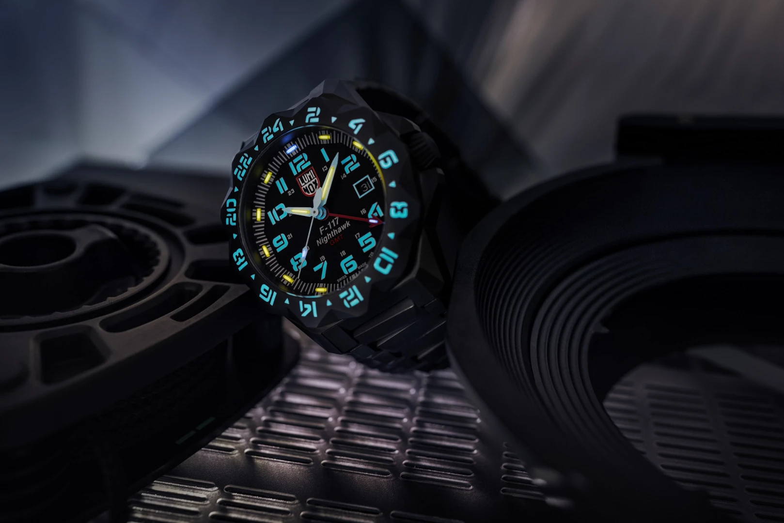 LUMINOX Zegarek Kwarcowy F-117 Nighthawk™ 6420 Series XA.6422 - czarny