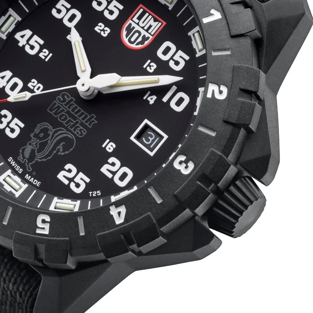 LUMINOX Zegarek Kwarcowy F-117 Nighthawk™ x Skunkworks® Heritage XA.6442.H - czarny