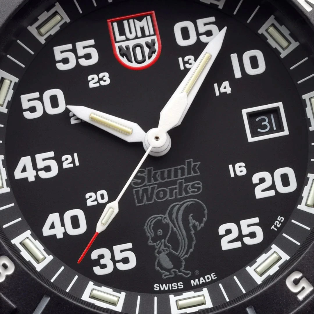 LUMINOX Zegarek Kwarcowy F-117 Nighthawk™ x Skunkworks® Heritage XA.6442.H - czarny