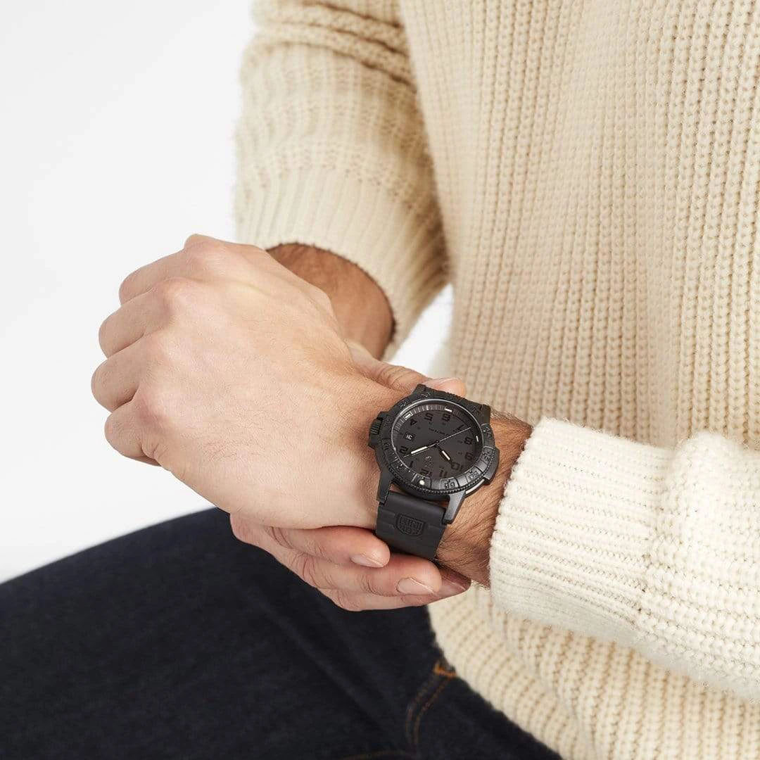 Zegarek Kwarcowy Luminox Leatherback Sea Turtle Giant 0320 Series XS.0321.BO.L – czarny