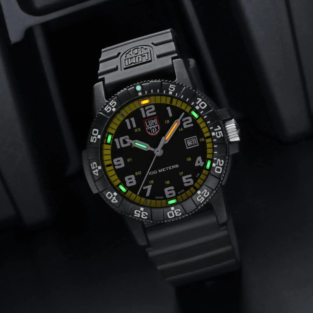 Zegarek Kwarcowy Luminox Leatherback Sea Turtle Giant 0320 Series XS.0325 – czarno-żółty