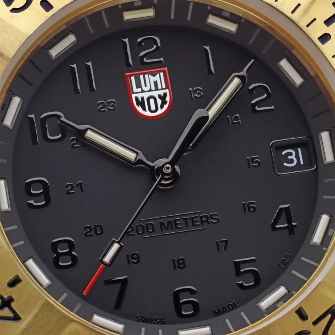 LUMINOX Zegarek Kwarcowy Navy SEAL Foundation 3220 Series XS.3221.NSF – czarno-złoty