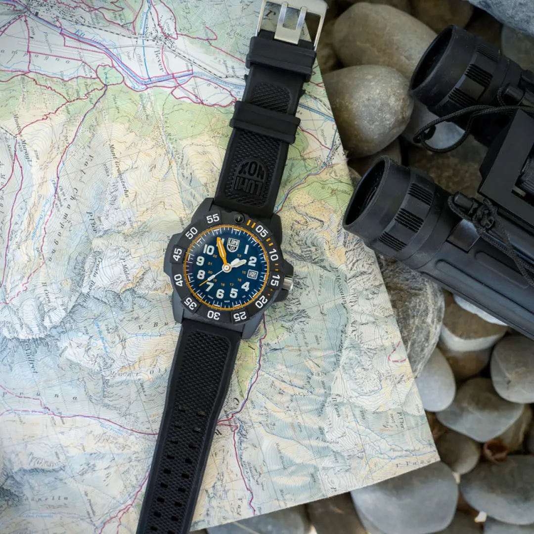LUMINOX Zegarek Kwarcowy Navy SEAL Foundation XS.3503.NSF – czarno-niebieski