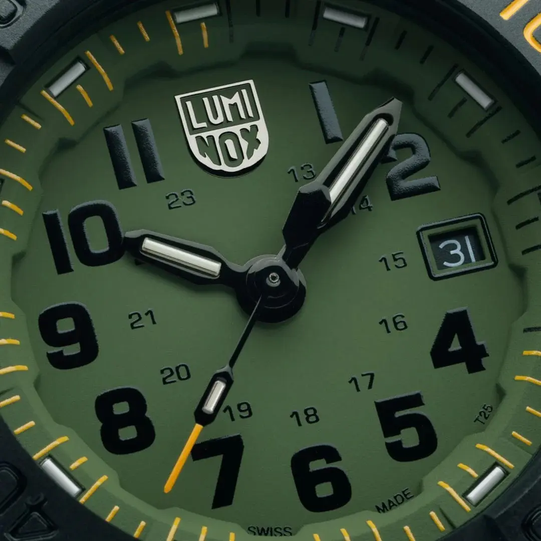 LUMINOX Zegarek Kwarcowy Navy SEAL Foundation XS.3517.NSF.SET – czarno-zielony